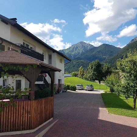 Apartment Lipar Preddvor Esterno foto