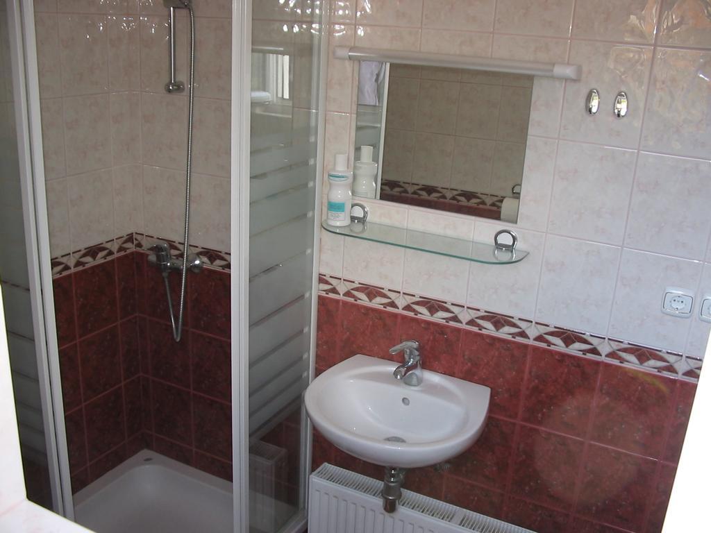 Apartment Lipar Preddvor Esterno foto