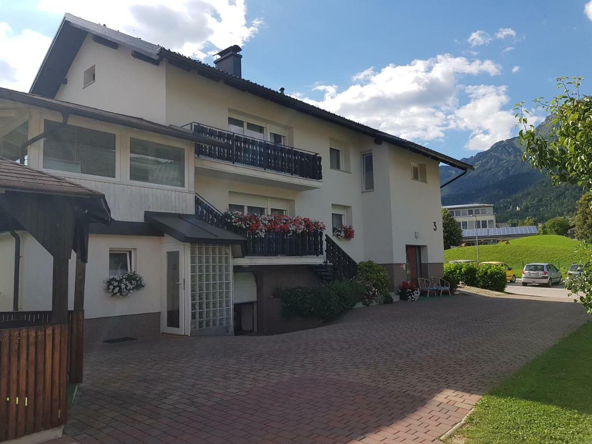 Apartment Lipar Preddvor Esterno foto