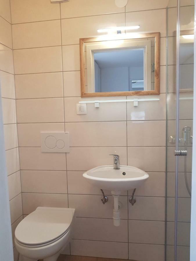 Apartment Lipar Preddvor Esterno foto